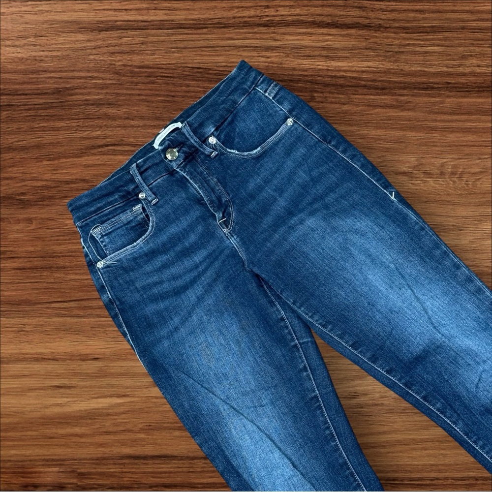 Good American Women’s Jeans Good Legs Crop Size 2/26 GLC899T Med Wash